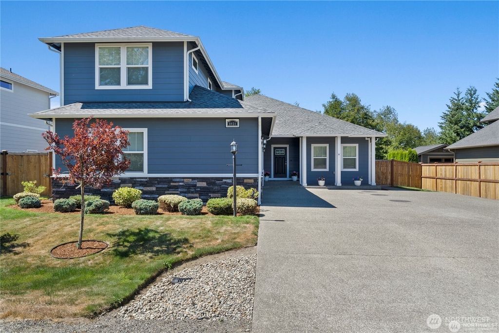 Photo of 8431 Viewcrest Lane SE, Olympia, WA 98501 (MLS # 2497180)