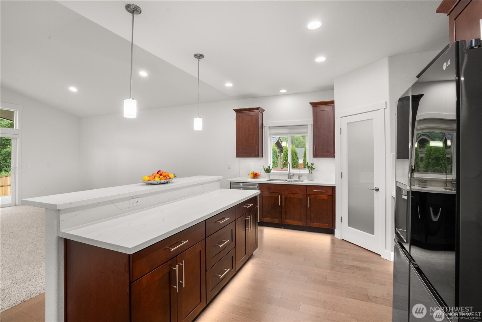 8431 Viewcrest Lane SE