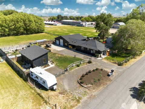 Photo of 248 & 256 Hanson Road, Touchet, WA 99360 (MLS # 2528576)