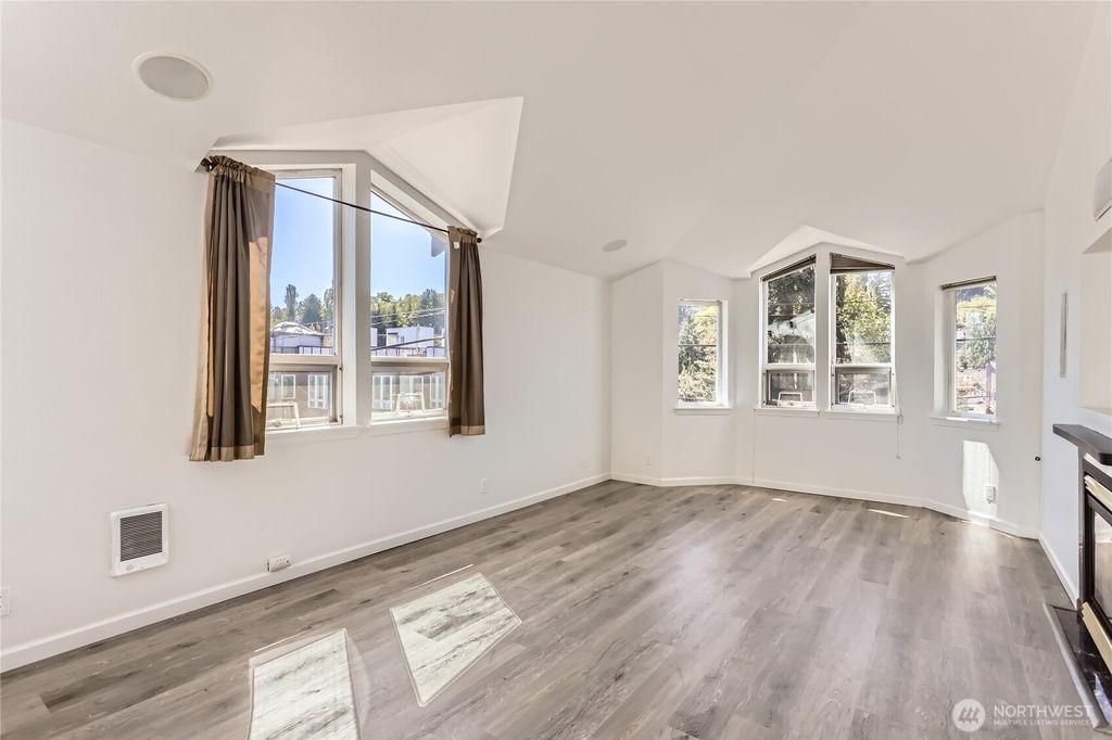 Photo of 5110 Ravenna Place NE #301, Seattle, WA 98105 (MLS # 2364272)