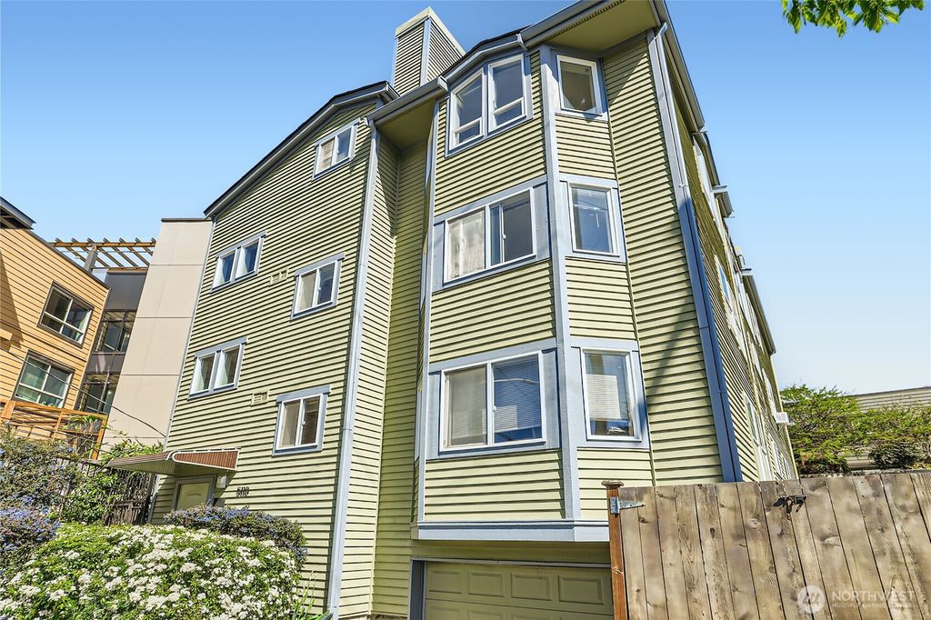 Photo of 5110 Ravenna Place NE #301, Seattle, WA 98105 (MLS # 2364272)