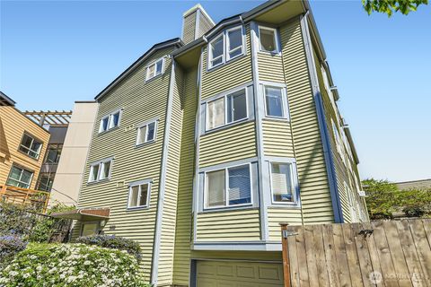5110 Ravenna Place NE 301 Seattle WA 98105