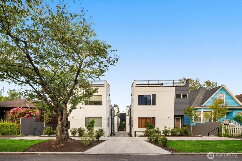 Photo of 1466 B 21st Avenue, Seattle, WA 98122 (MLS # 2354222)