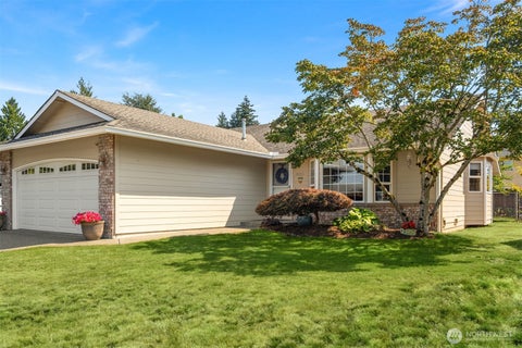 Photo of 8215 49th Avenue NE, Marysville, WA 98270 (MLS # 2569613)