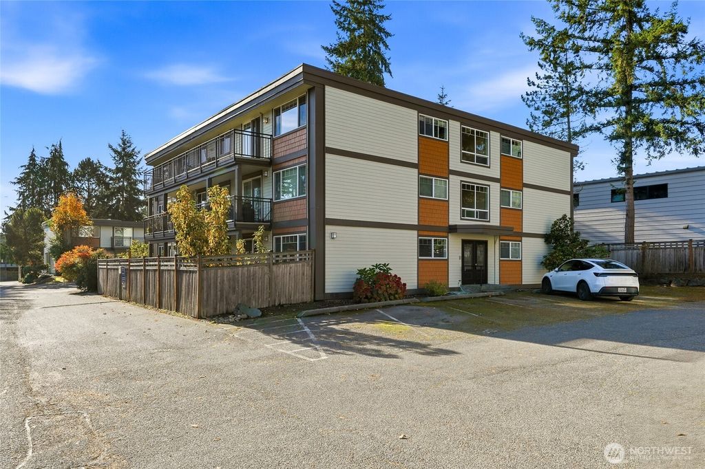 Photo of 7503 212th Street SW #B302, Edmonds, WA 98026 (MLS # 2453366)