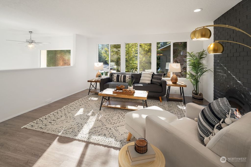 Photo of 15532 187th Avenue NE, Woodinville, WA 98072 (MLS # 2045713)