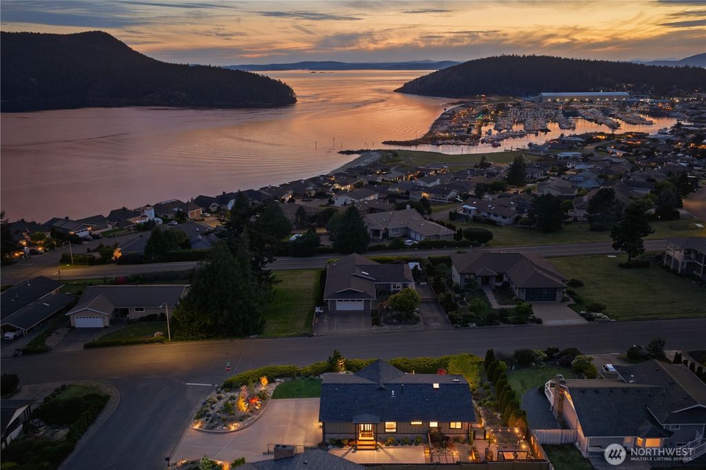 Photo of 4708 Queen Ann Way, Anacortes, WA 98221 (MLS # 2521503)