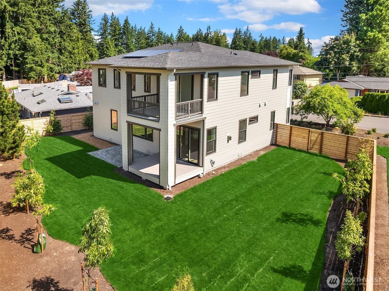 16503 NE 25th Place