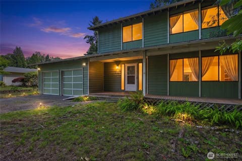 Photo of 11211 SE 323rd Street, Auburn, WA 98092 (MLS # 2528910)