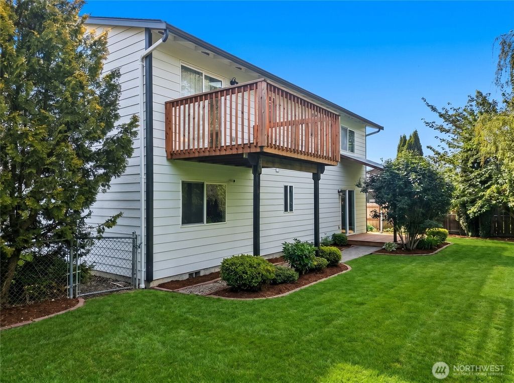 Photo of 27828 74th Avenue NW, Stanwood, WA 98292 (MLS # 2521351)