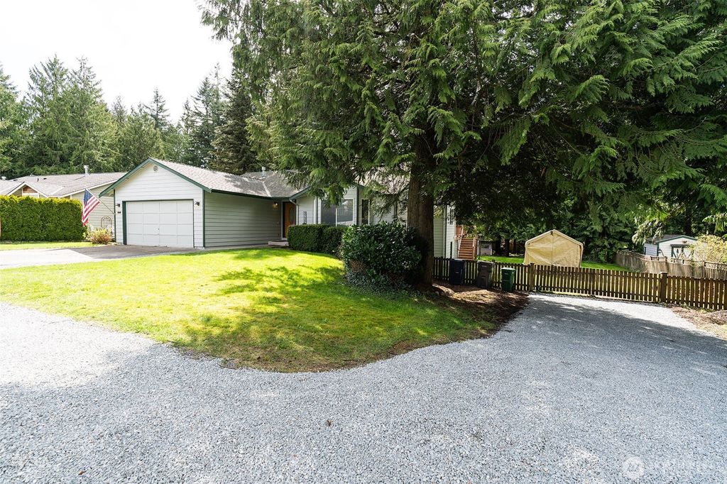 Photo of 3728 140th Place NW, Marysville, WA 98271 (MLS # 2357920)