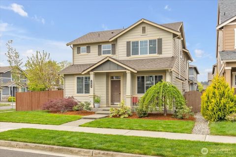 Photo of 1008 31st Street NW, Puyallup, WA 98371 (MLS # 2510221)