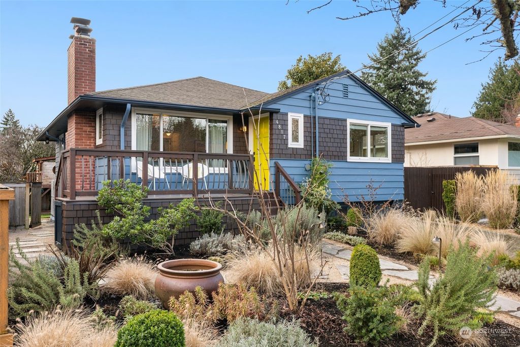 Photo of 4817 SW Graham Street, Seattle, WA 98136 (MLS # 2199537)