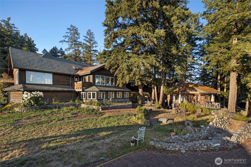 652 Halvorsen Road