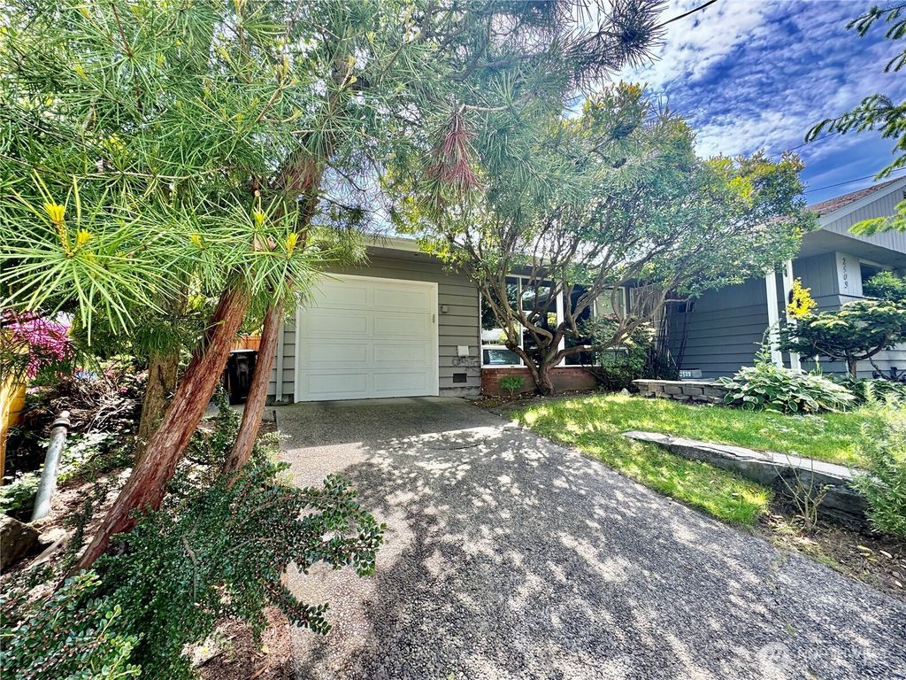 Photo of 2509 SW Portland Court, Seattle, WA 98106 (MLS # 2366611)