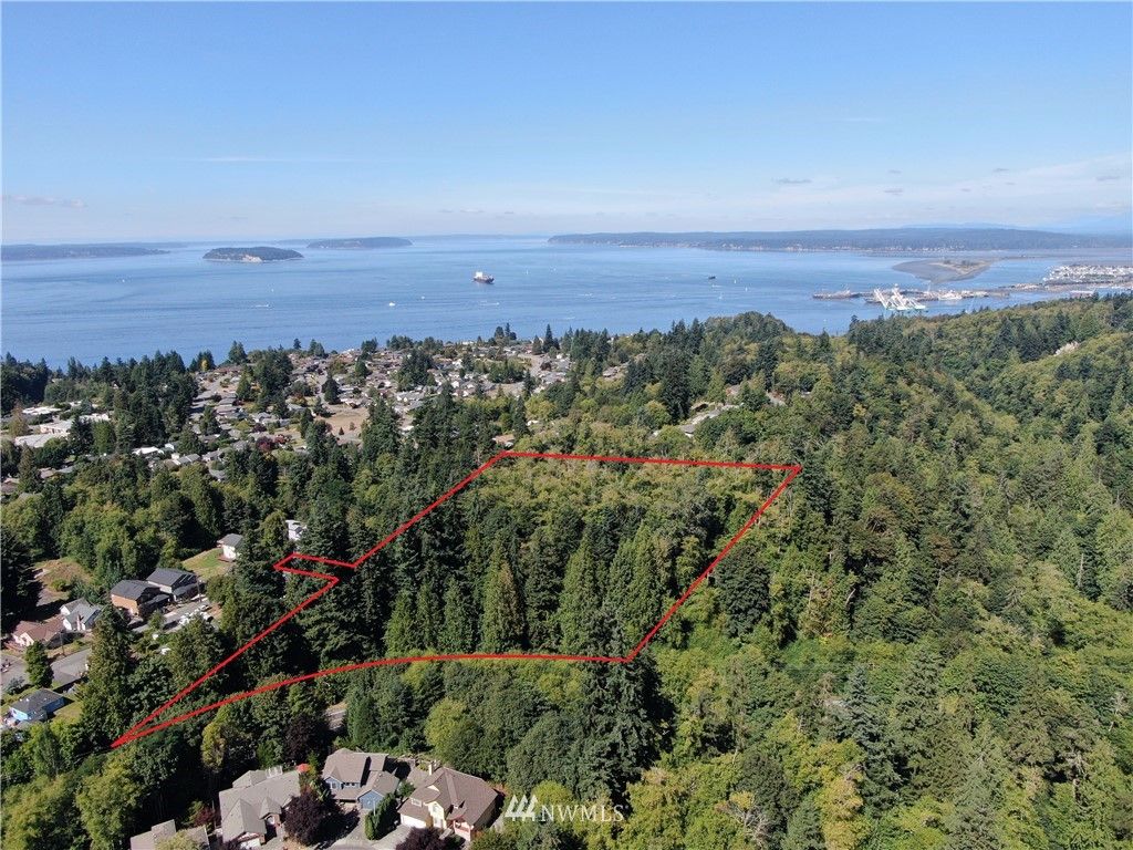 Photo of 4331 Forest Drive, Everett, WA 98203 (MLS # 1838562)
