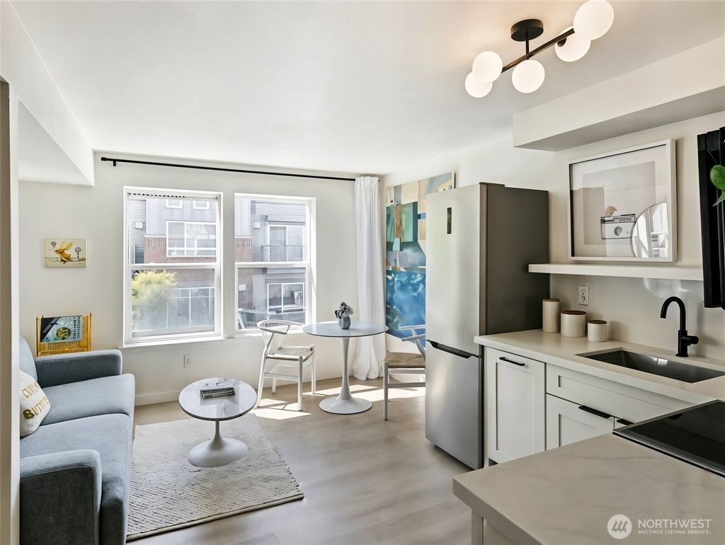 Photo of 420 Valley Street #W409, Seattle, WA 98109 (MLS # 2518929)