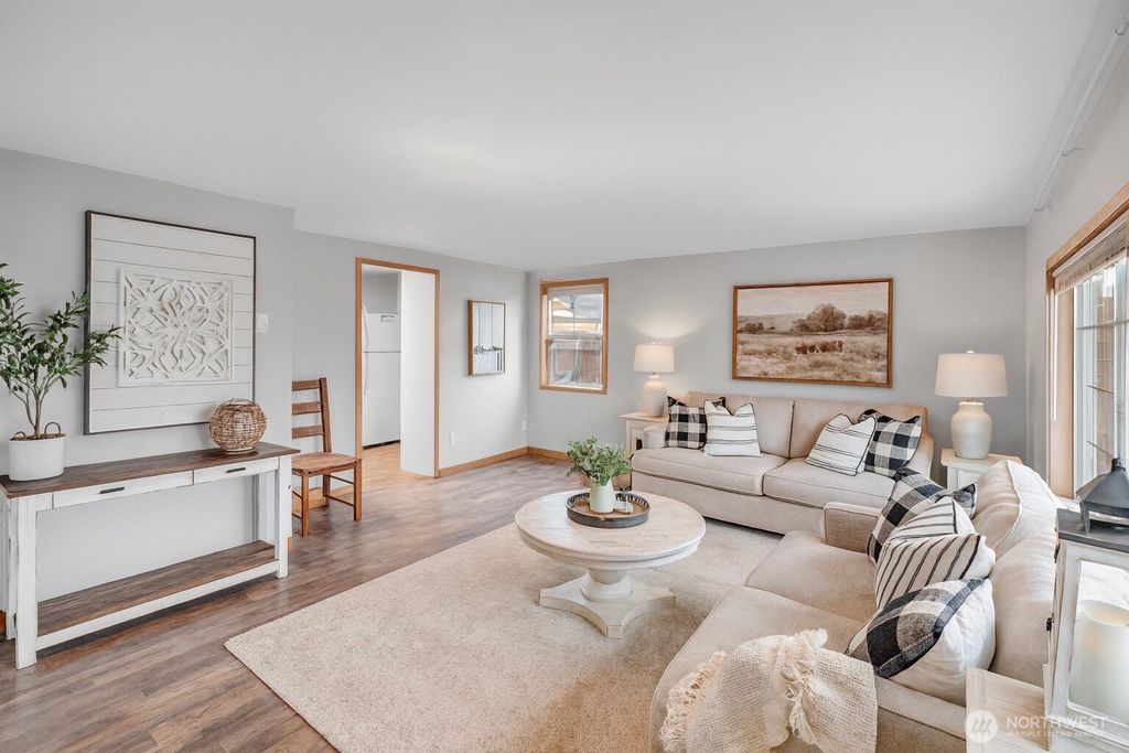 Photo of 415 N Mattson Drive, Moses Lake, WA 98837 (MLS # 2457184)