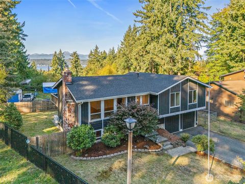 5432 Pineridge Court NE Bremerton WA 98311