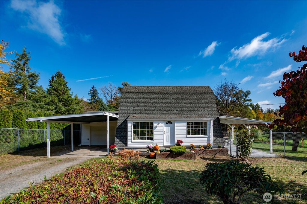 Photo of 2715 112th Avenue E, Edgewood, WA 98372 (MLS # 2591603)