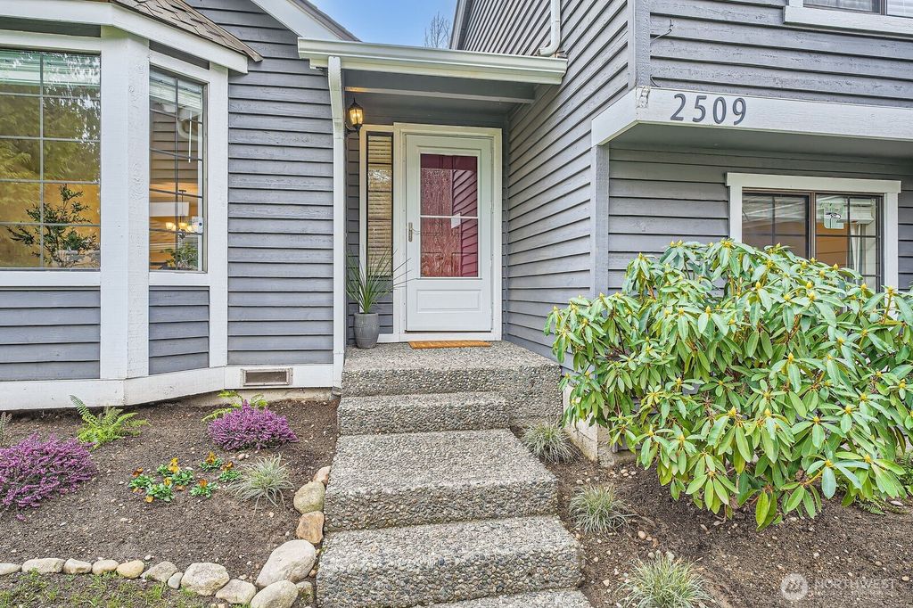 Photo of 2509 233rd Place NE, Sammamish, WA 98074 (MLS # 2343173)