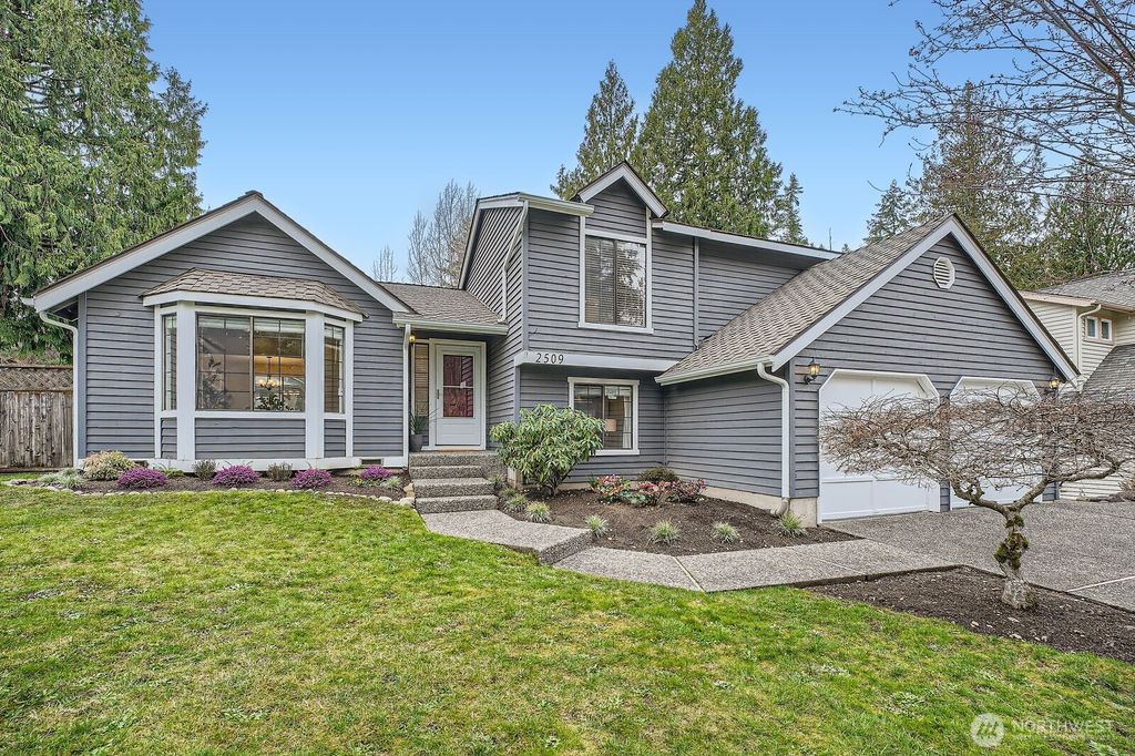 Photo of 2509 233rd Place NE, Sammamish, WA 98074 (MLS # 2343173)