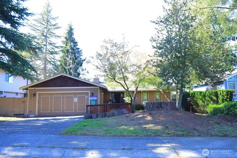 MLS: 2349046