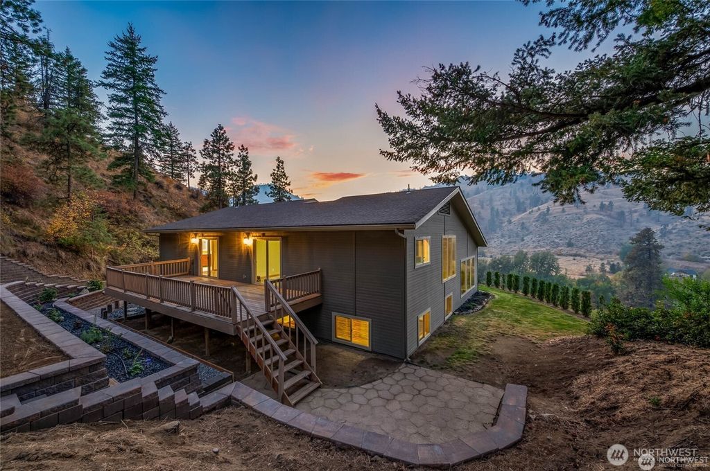 Photo of 4113 Mission Creek Road, Cashmere, WA 98815 (MLS # 2490053)