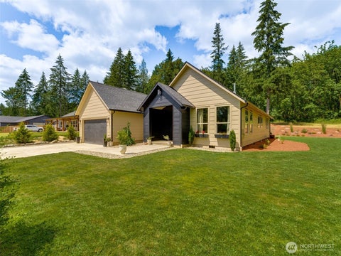 Photo of 108 Lily Lane, Castle Rock, WA 98611 (MLS # 2551454)