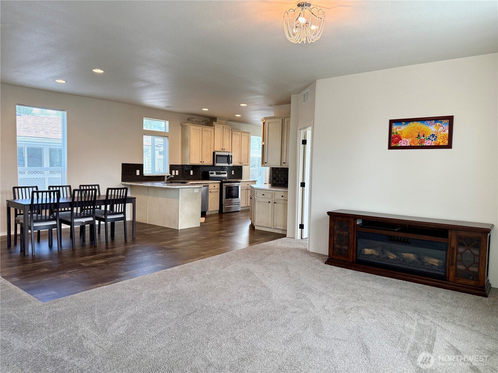 607 37th Street SE 99A