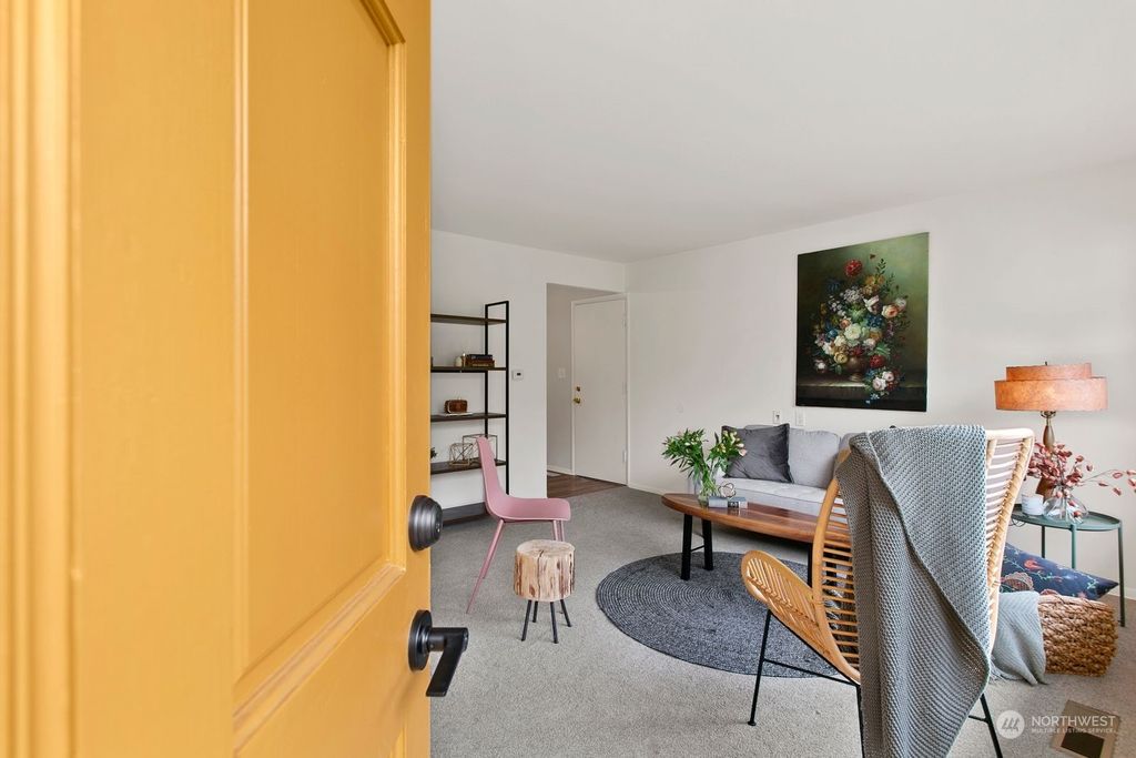 Photo of 9226 31st Avenue SW, Seattle, WA 98126 (MLS # 2176437)