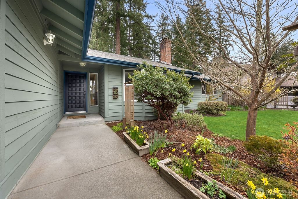 Photo of 5905 Woodlake Drive W, University Place, WA 98467 (MLS # 2490187)