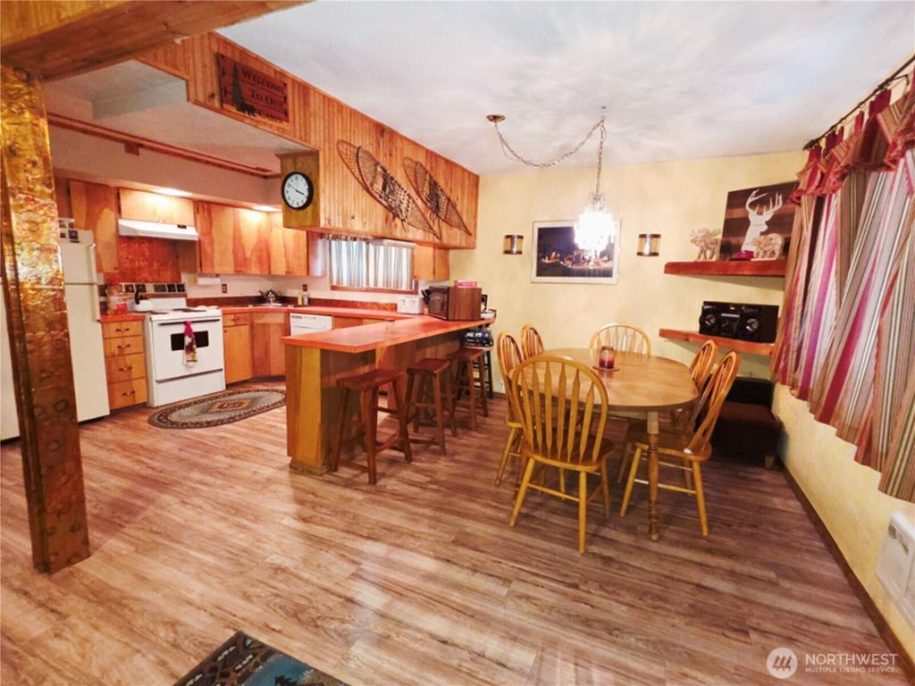 Photo of 61515 Highway 204, Weston, OR 97886 (MLS # 2460325)