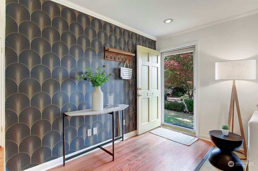 Photo of 9913 32nd Avenue SW, Seattle, WA 98126 (MLS # 2163851)