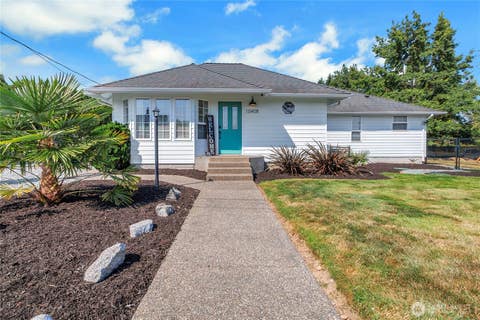 Photo of 10408 23rd Avenue E, Tacoma, WA 98445 (MLS # 2570912)