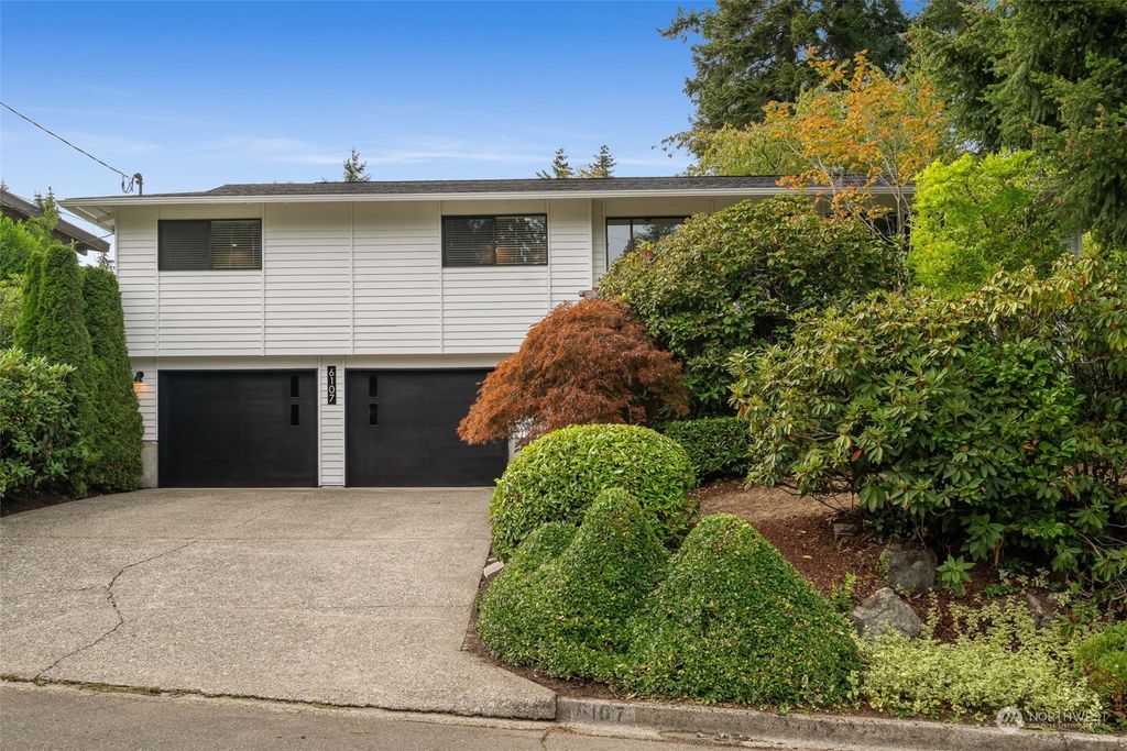 Photo of 6107 122nd Avenue SE, Bellevue, WA 98006 (MLS # 2285175)