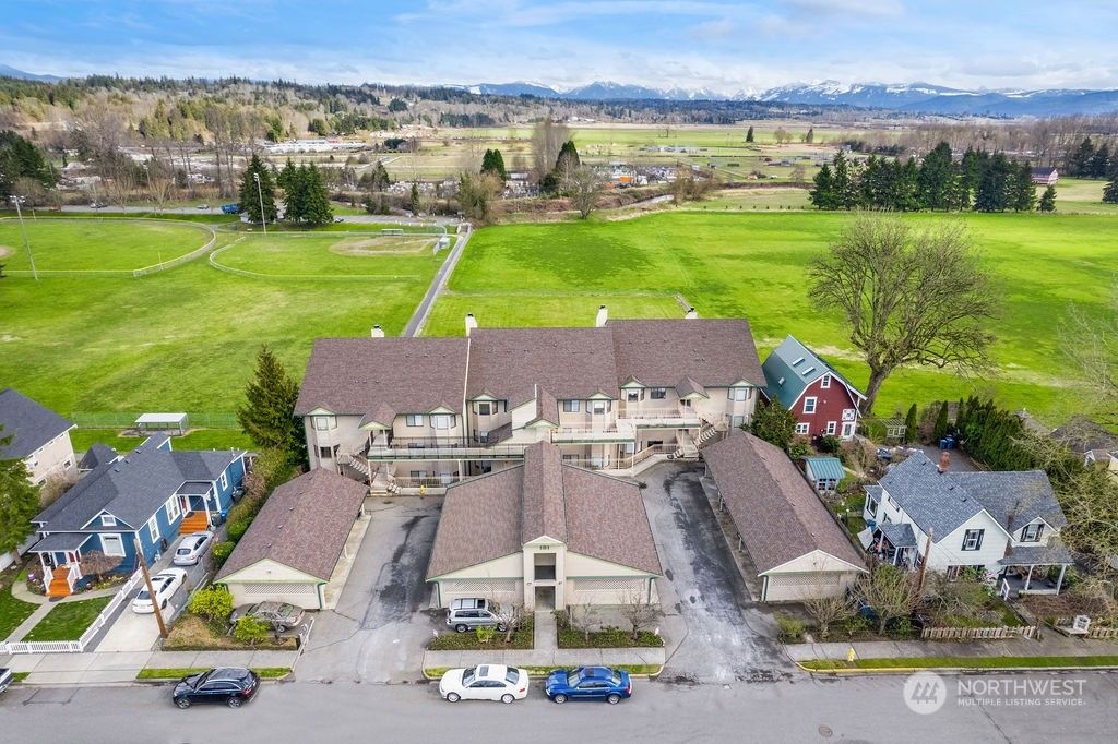 Photo of 101 Pine Avenue #102, Snohomish, WA 98290 (MLS # 2042441)