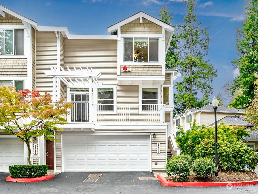 Photo of 16383 119th Lane NE, Bothell, WA 98011 (MLS # 2303841)