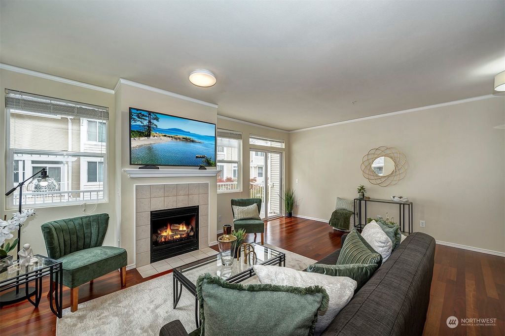 Photo of 16383 119th Lane NE, Bothell, WA 98011 (MLS # 2303841)