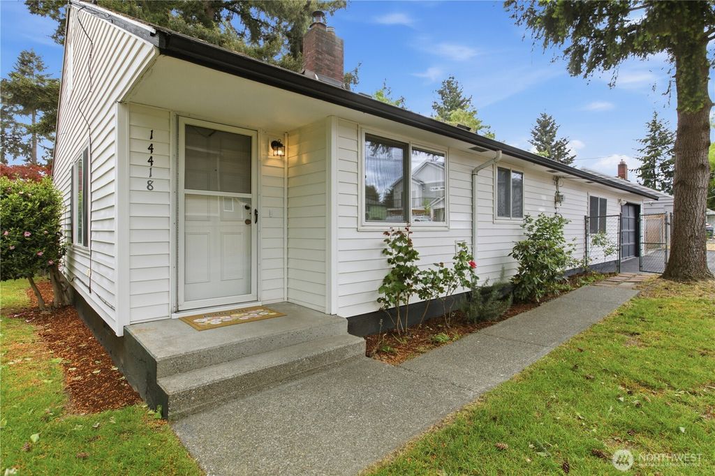 Photo of 14418 26th Court S, SeaTac, WA 98168 (MLS # 2523722)