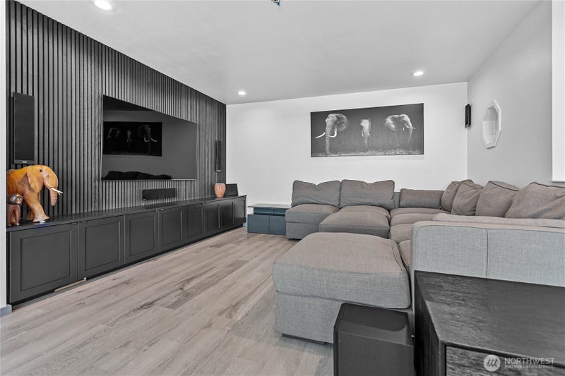 4162 Saltspring Drive