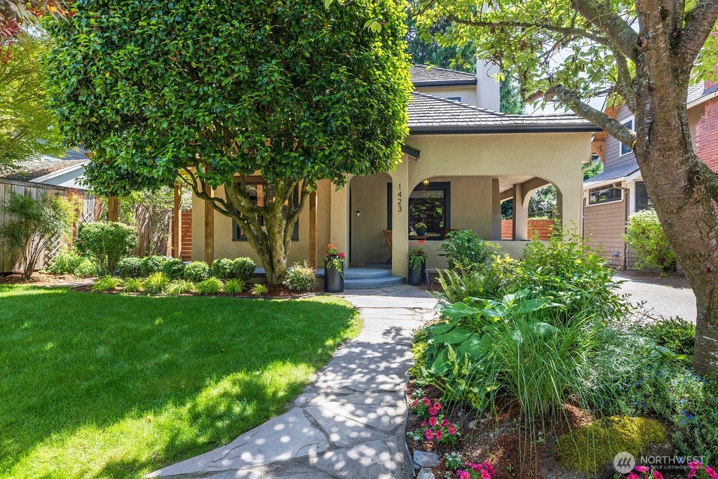 Photo of 1423 N 47th Street, Seattle, WA 98103 (MLS # 2530375)