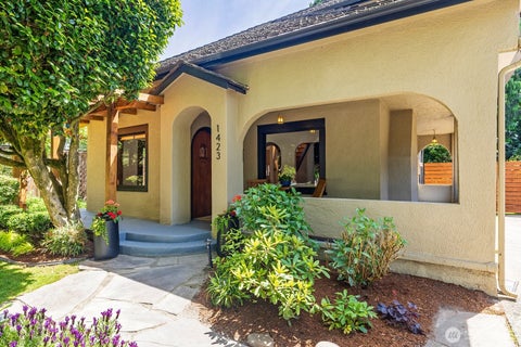 Photo of 1423 N 47th Street, Seattle, WA 98103 (MLS # 2530375)