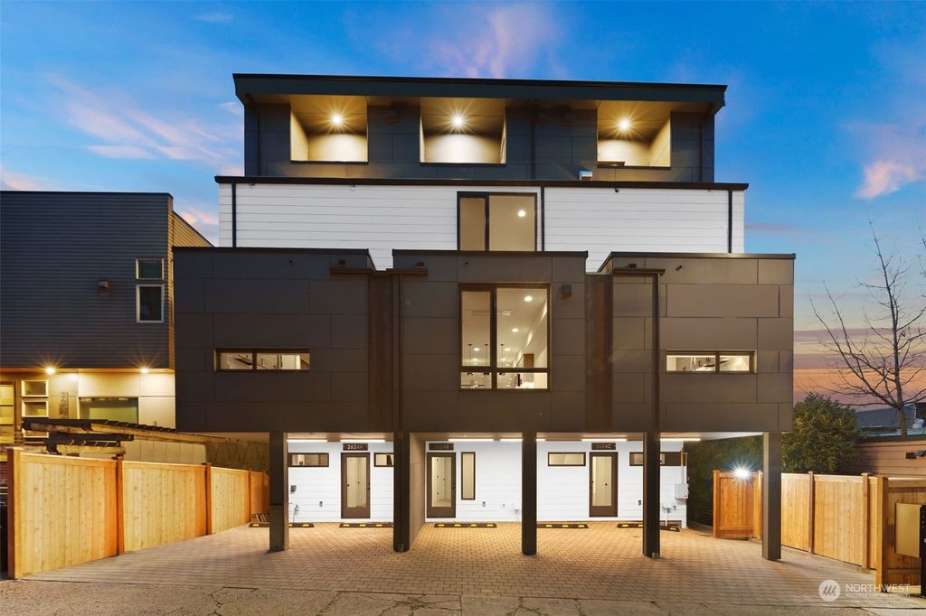 Photo of 2624 Eastlake Avenue E #C, Seattle, WA 98102 (MLS # 2219631)