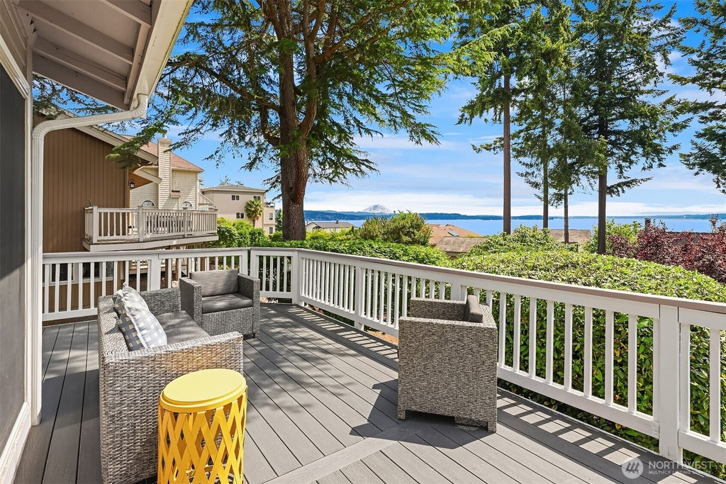 Photo of 10922 80th Place NE, Kirkland, WA 98034 (MLS # 2545520)