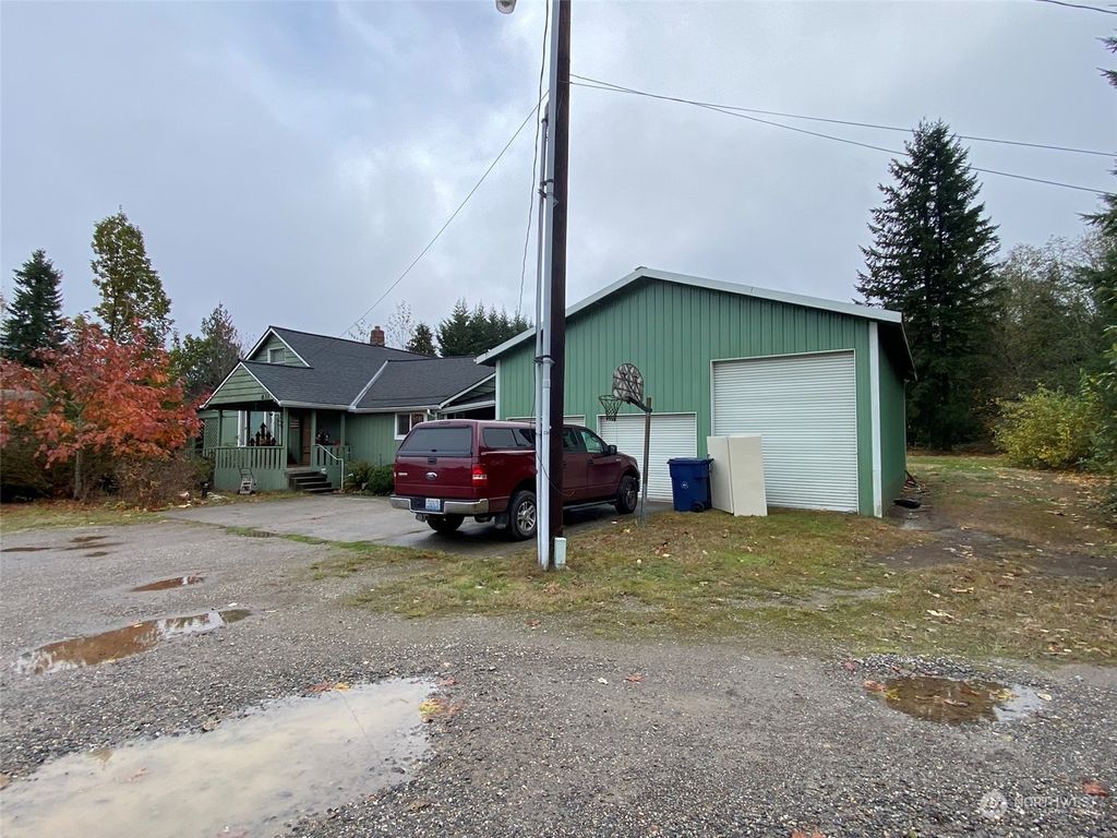 Photo of 631 Tamara Lane, Darrington, WA 98241 (MLS # 2021360)