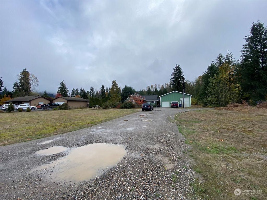 Photo of 631 Tamara Lane, Darrington, WA 98241 (MLS # 2021360)