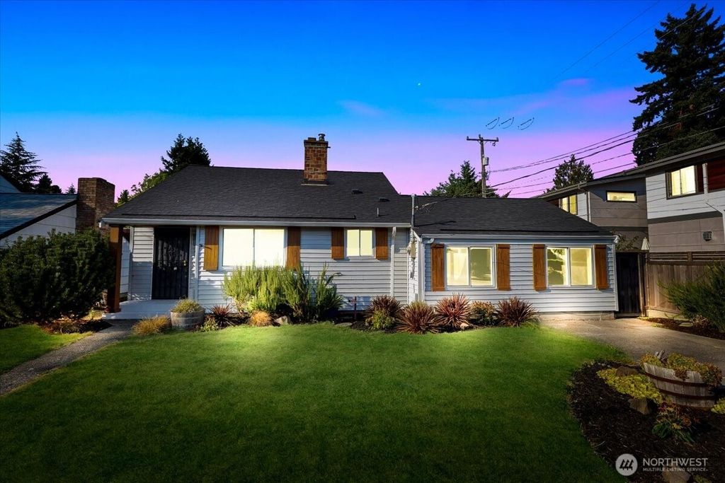 Photo of 4816 SW Alaska Street, Seattle, WA 98116 (MLS # 2428832)