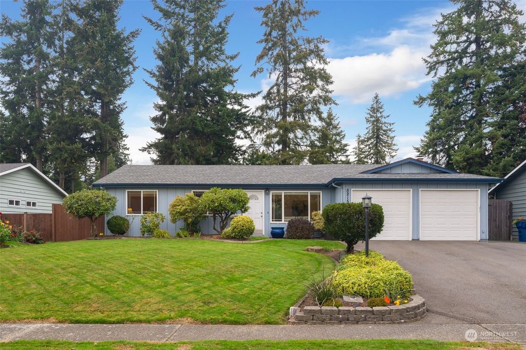 Photo of 5215 172nd Place SW, Lynnwood, WA 98037 (MLS # 2295509)