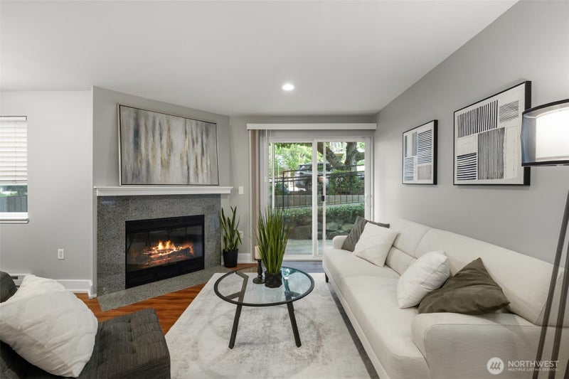 4831 Fauntleroy Way SW 103